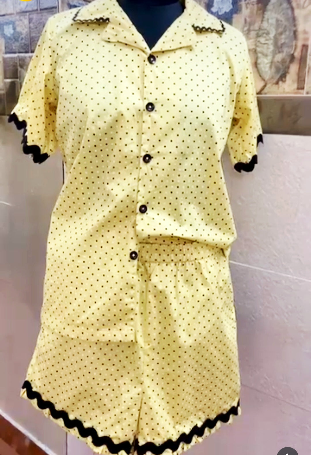 Yellow Polka Dots Shorts Set